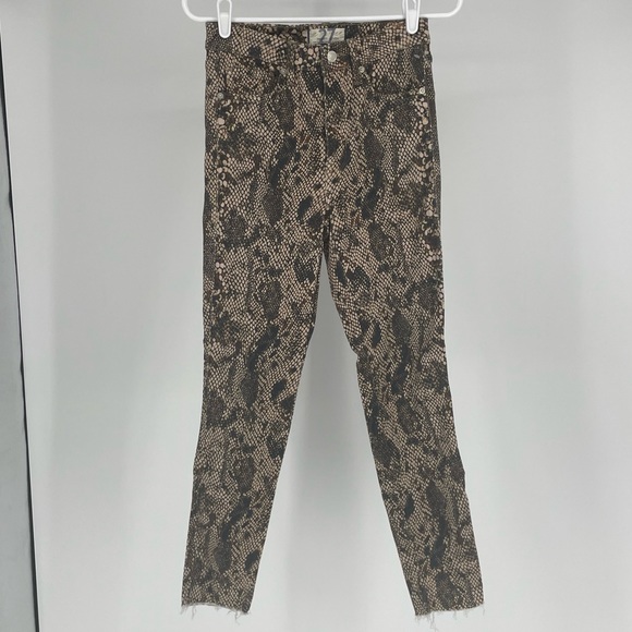 FREE PEOPLE NEW TWO FACED SNAKESKIN SKINNY RAW HEM JEANS 27 - Picture 4 of 13